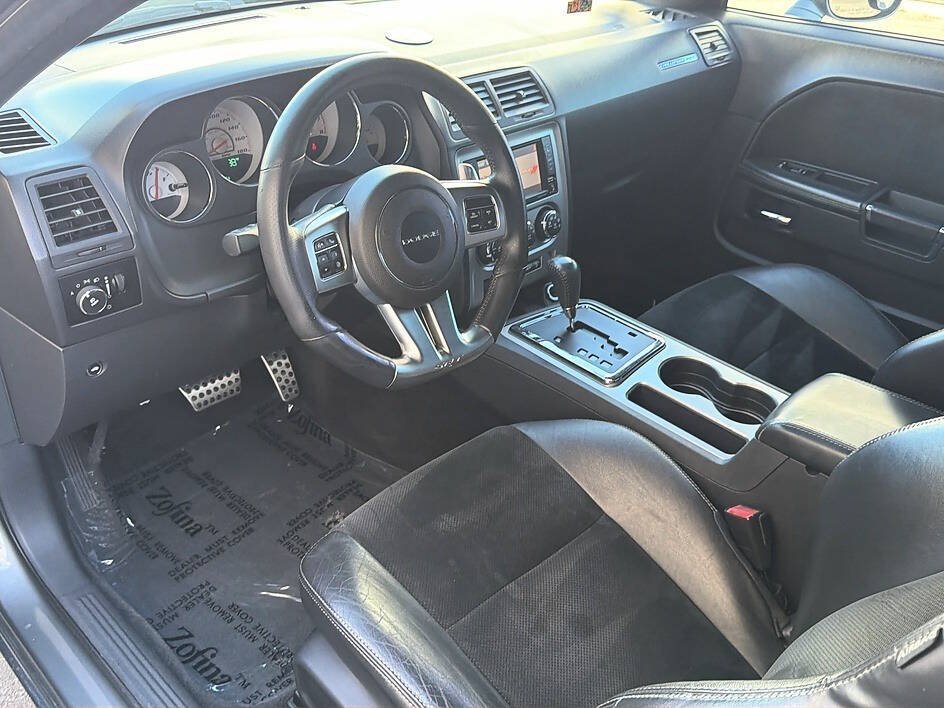 Used 2012 Dodge Challenger SRT8 w/ Premium Sound Group RWD image 4