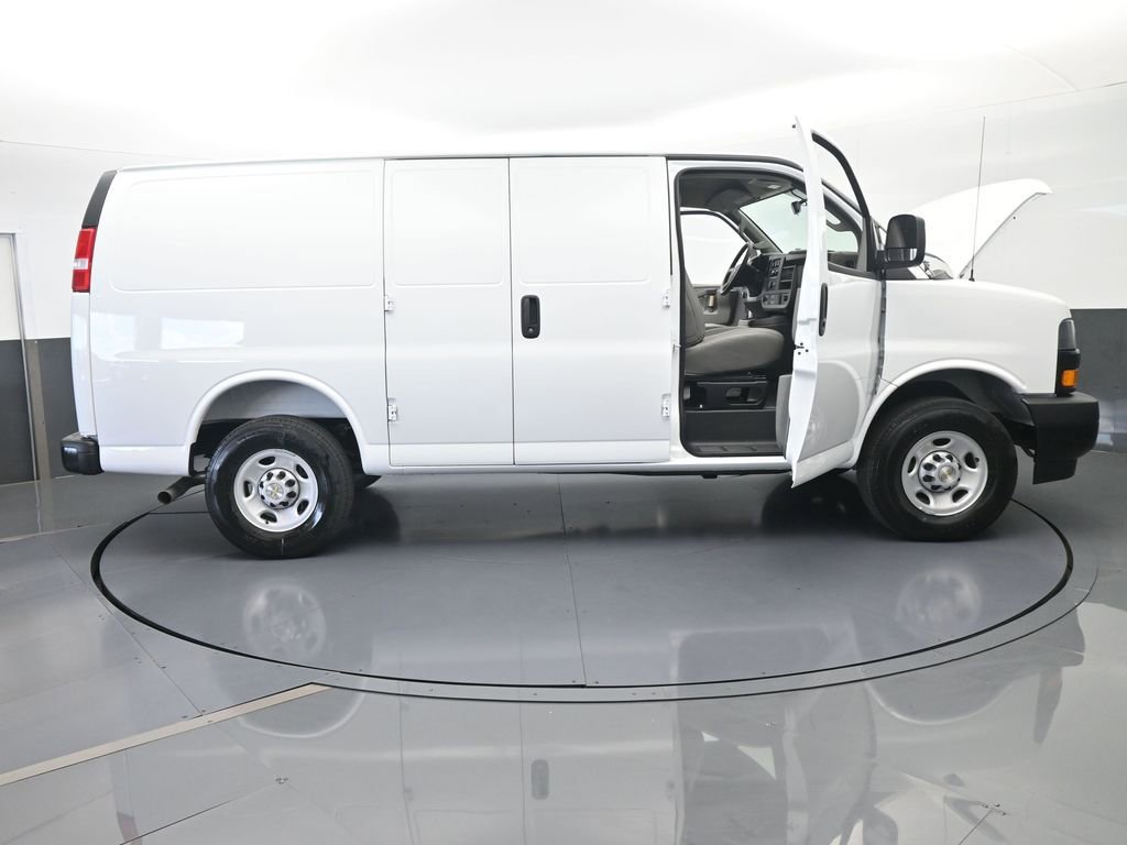 New 2025 Chevrolet Express 2500 w/ Driver Convenience Package image 55