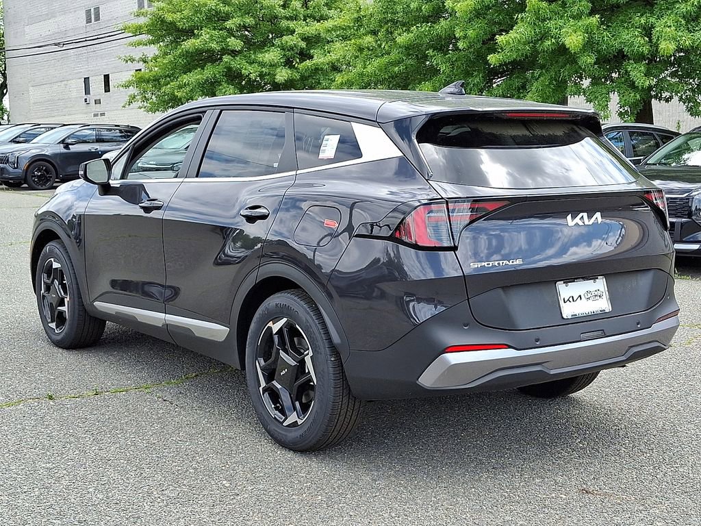 New 2026 Kia Sportage EX FWD image 3