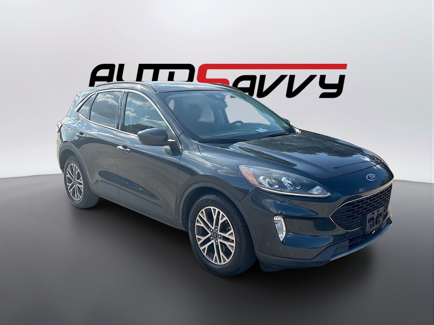 Used 2022 Ford Escape SEL w/ Technology Package FWD image 1