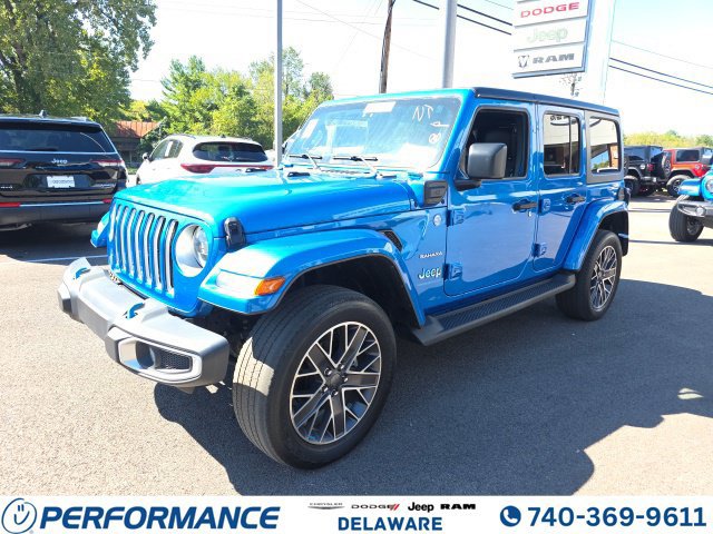 Used 2023 Jeep Wrangler Unlimited Sahara w/ Cold Weather Group AWD/4WD image 1