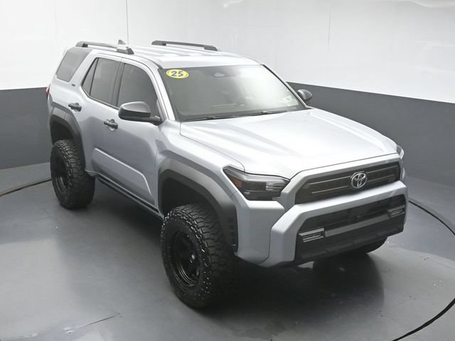 Used 2025 Toyota 4Runner SR5 AWD/4WD image 39