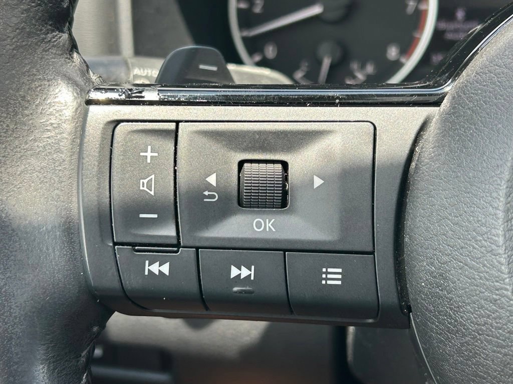 Used 2023 Nissan Rogue SL w/ SL Premium Package FWD image 27