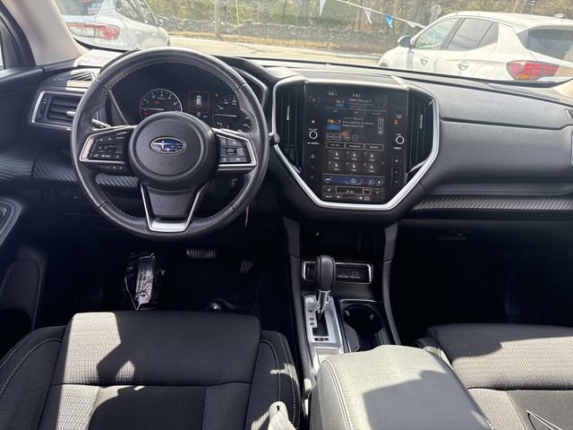 Used 2023 Subaru Ascent Premium image 17