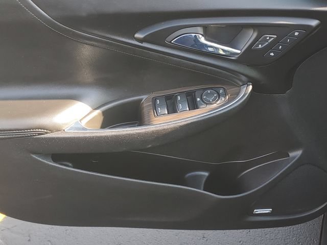 Used 2018 Chevrolet Malibu Premier w/ Premier Sport Package FWD image 14