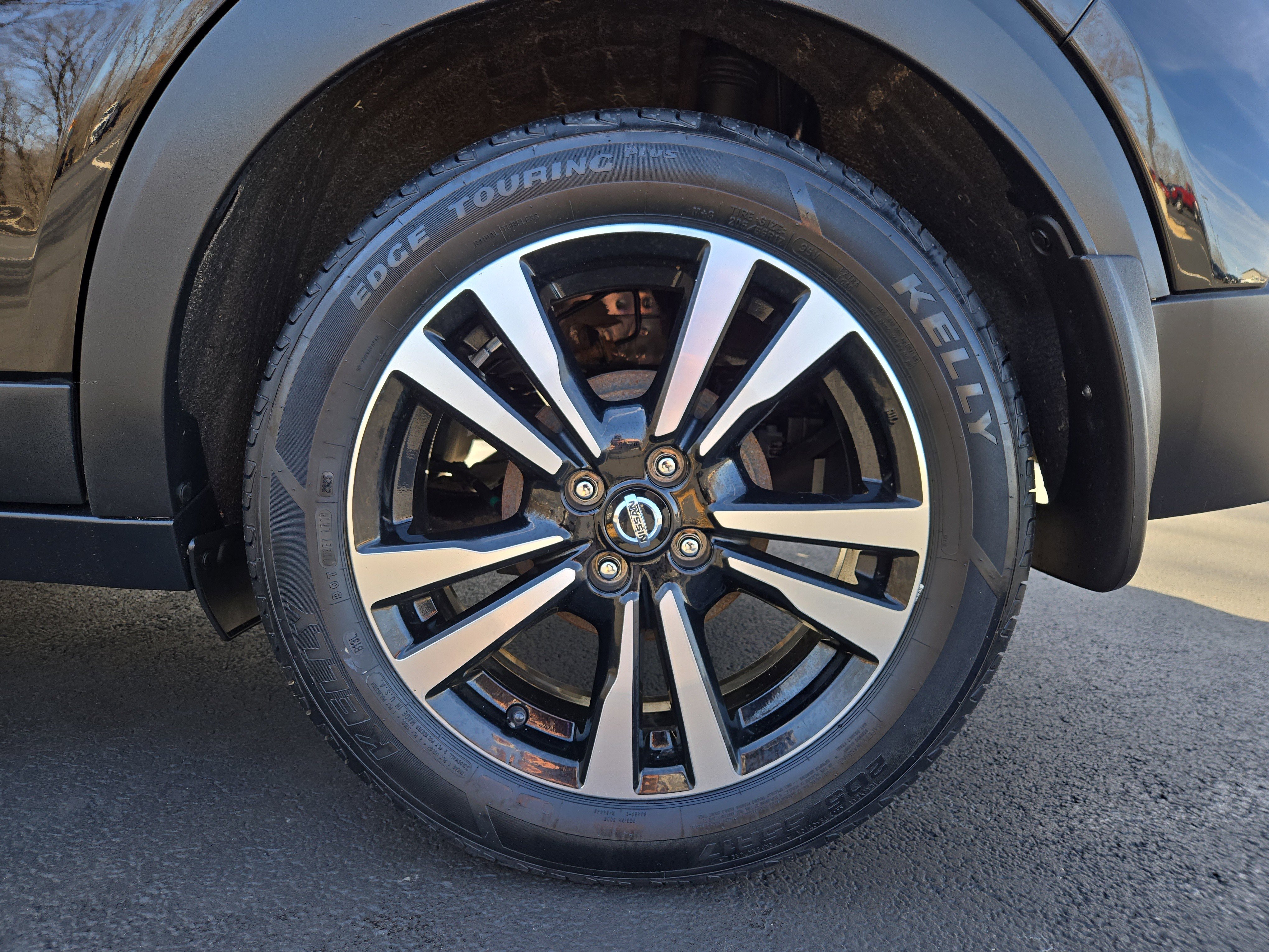 Used 2020 Nissan Kicks SR w/ SR Premium Package image 10