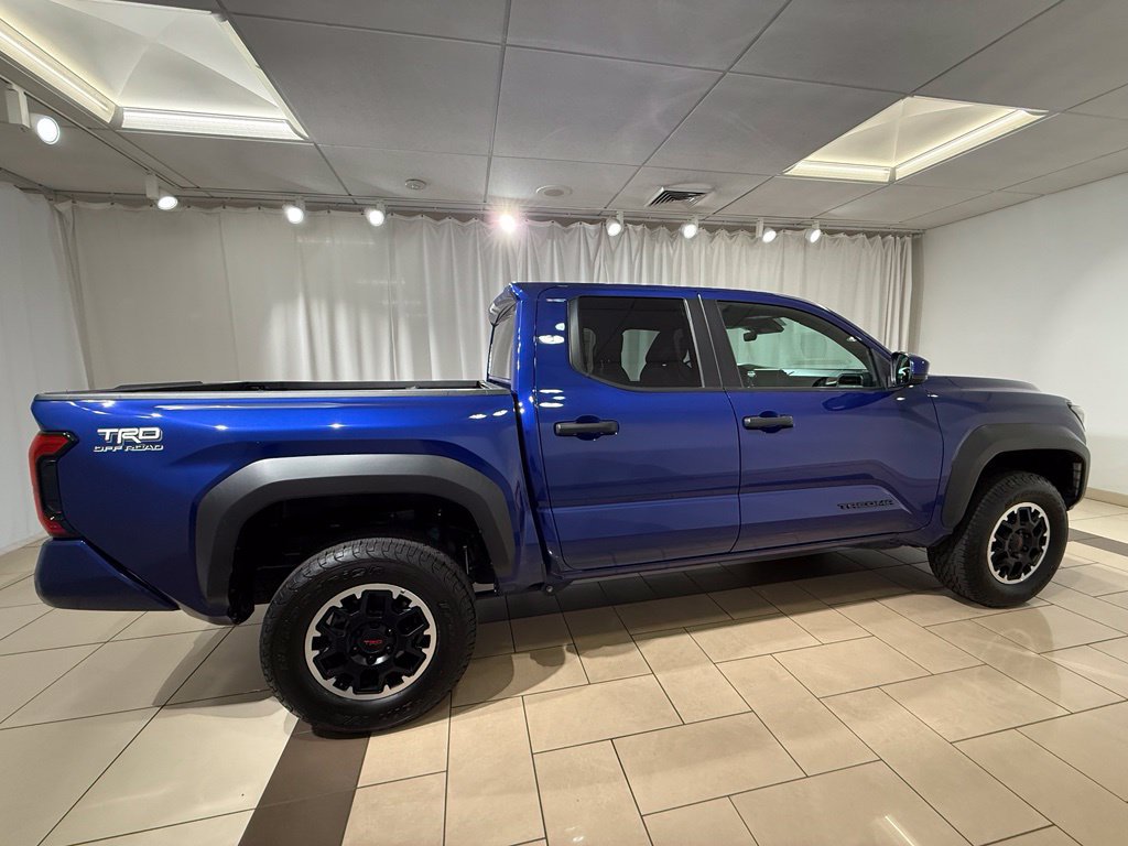 Used 2024 Toyota Tacoma TRD Off-Road AWD/4WD image 6
