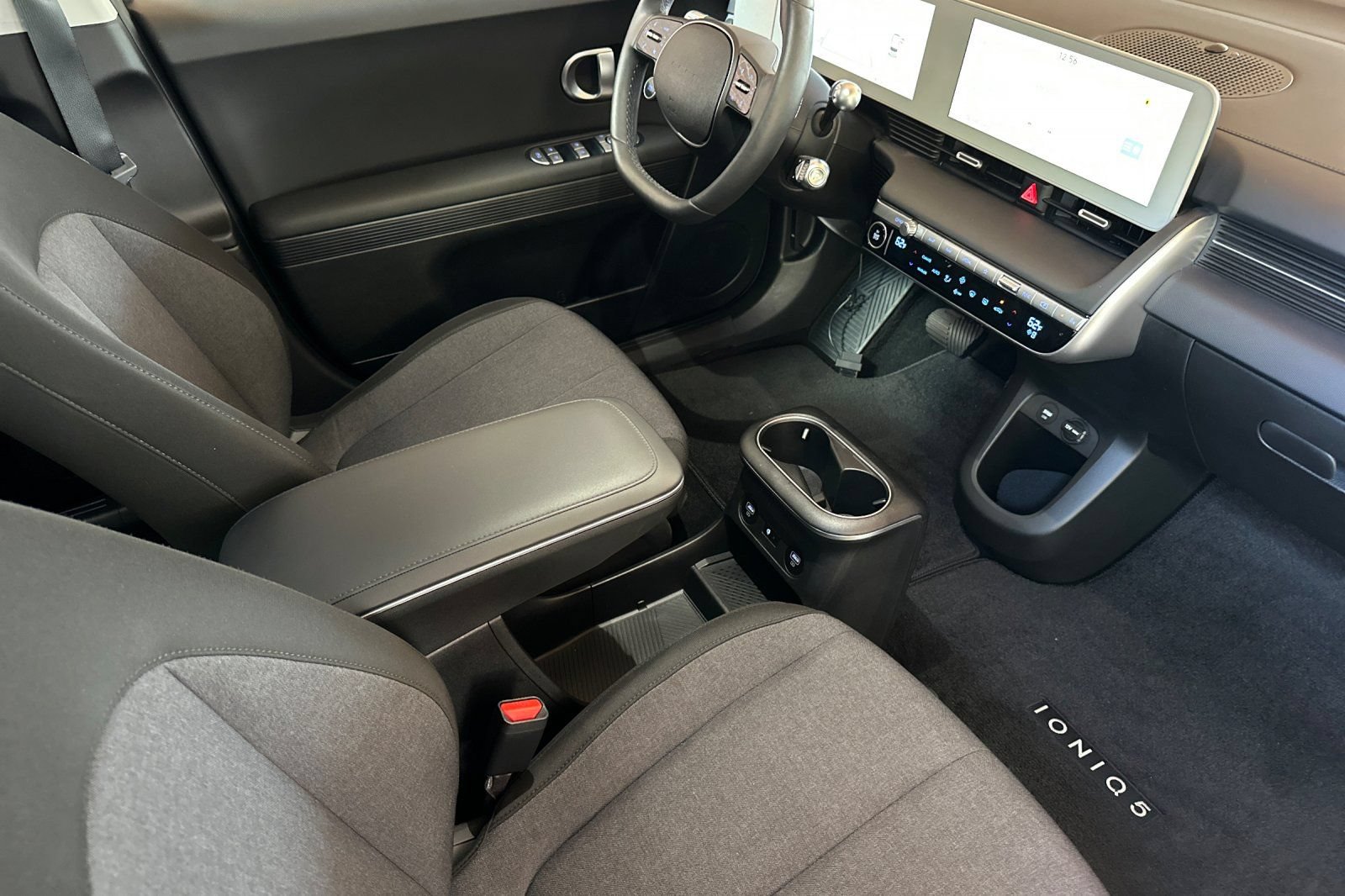 Used 2024 Hyundai Ioniq 5 SEL RWD image 16