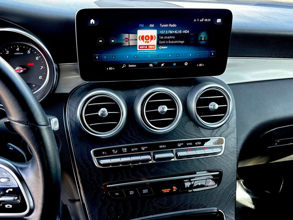 Used 2021 Mercedes-Benz GLC 300 image 20