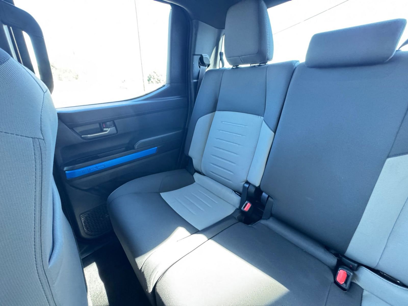 Used 2025 Toyota Tacoma SR image 37