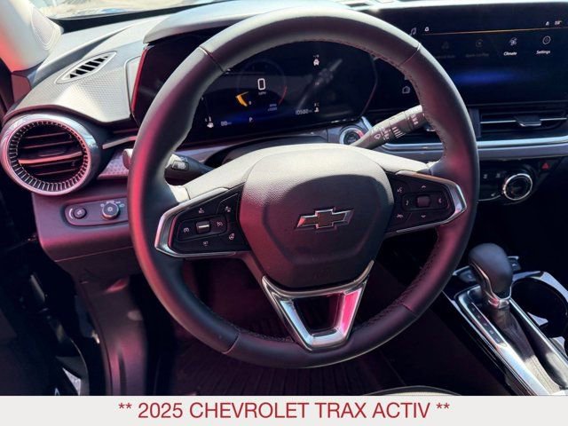 Used 2025 Chevrolet Trax ACTIV w/ Driver Confidence Package FWD image 18