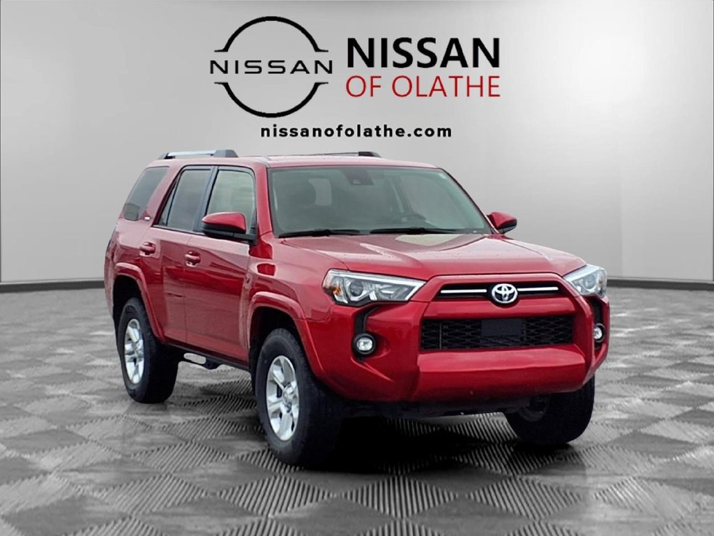 Used 2024 Toyota 4Runner SR5 AWD/4WD image 33