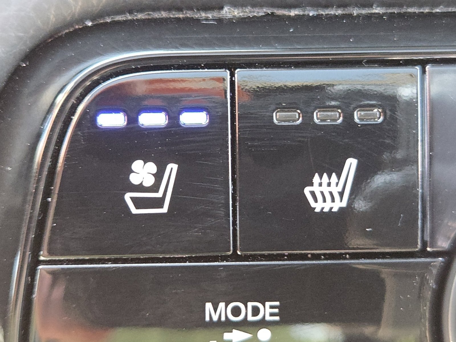 Certified 2024 Honda Pilot Elite image 6