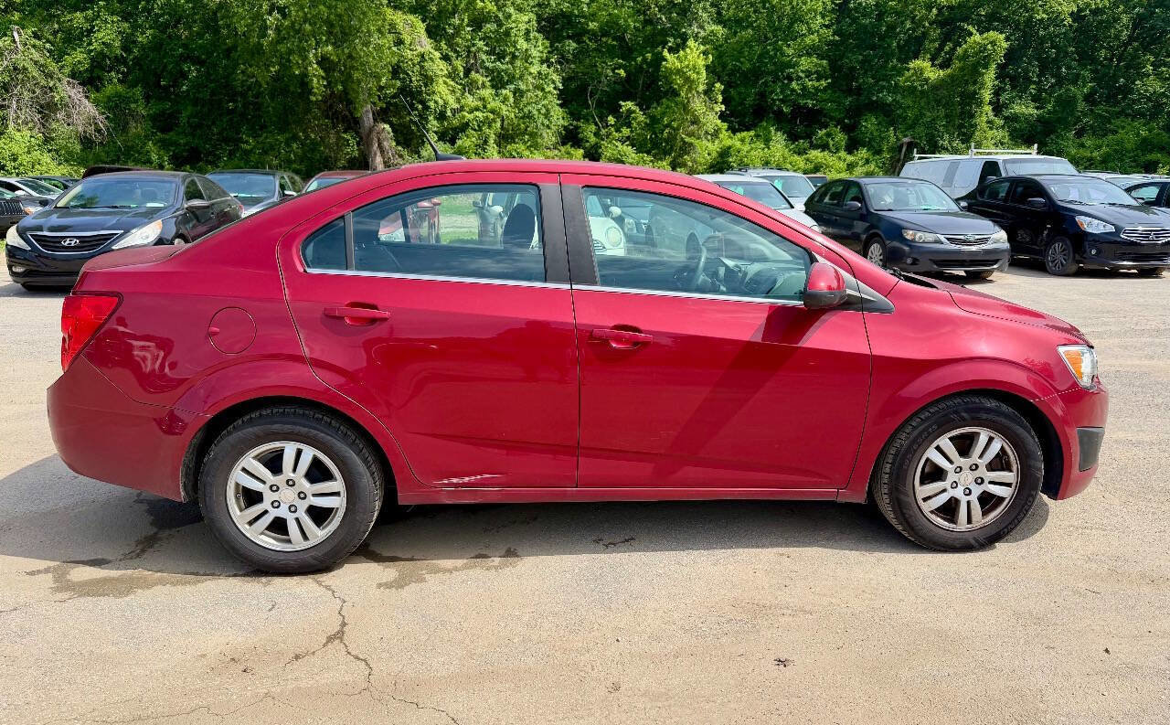 Used 2012 Chevrolet Sonic LT FWD image 7