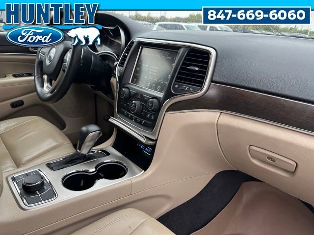 Used 2017 Jeep Grand Cherokee Limited AWD/4WD image 10