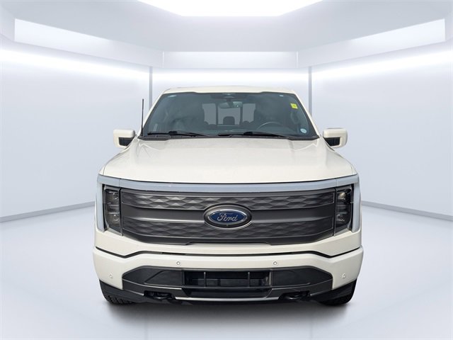 Used 2023 Ford F150 Lightning Lariat w/ Equipment Group 511A High image 9