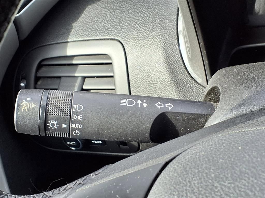 Used 2014 Chevrolet Volt w/ Enhanced Safety Package 1 image 21