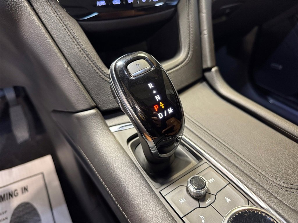 Used 2021 Cadillac XT5 Premium Luxury image 21