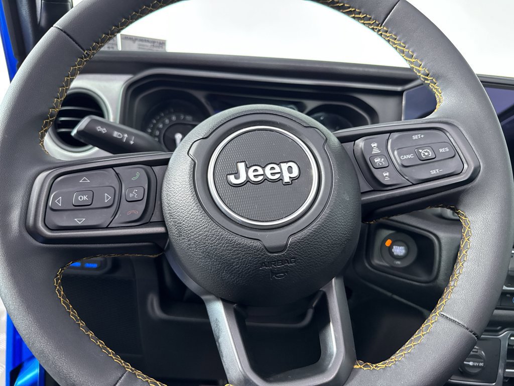 Used 2024 Jeep Wrangler Willys image 24