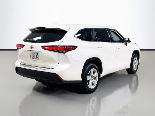 Used 2020 Toyota Highlander L FWD image 7