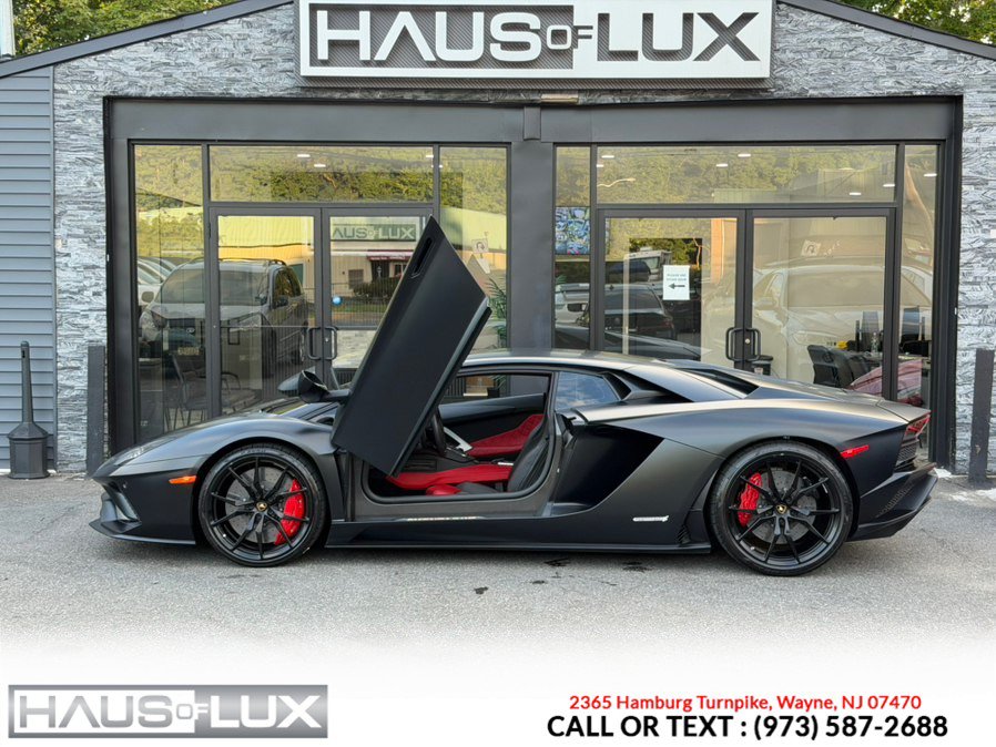 Used 2018 Lamborghini Aventador S AWD/4WD image 17