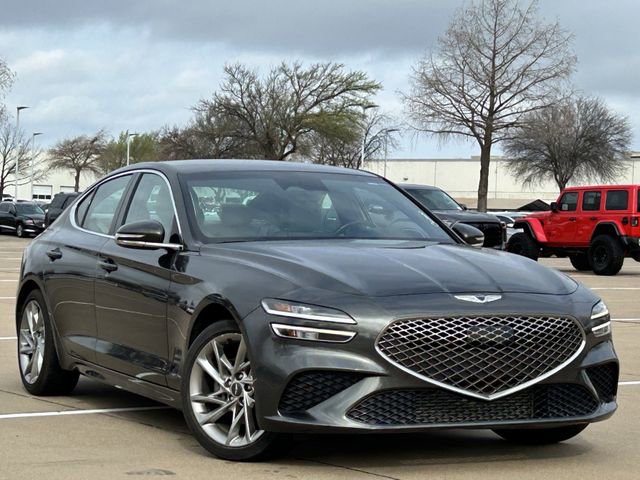 Used 2022 Genesis G70 2.0T image 2