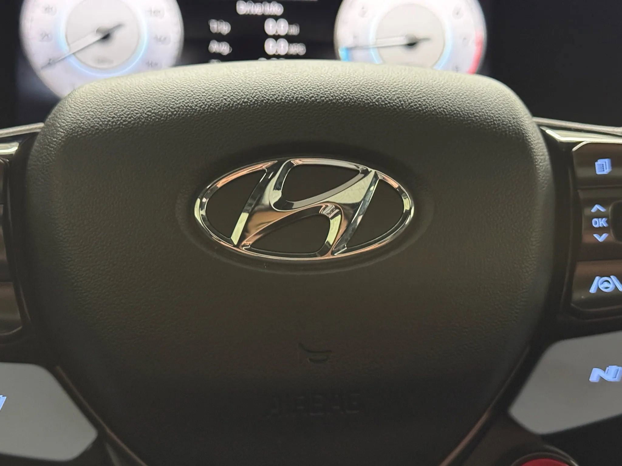 Used 2022 Hyundai Elantra N image 24