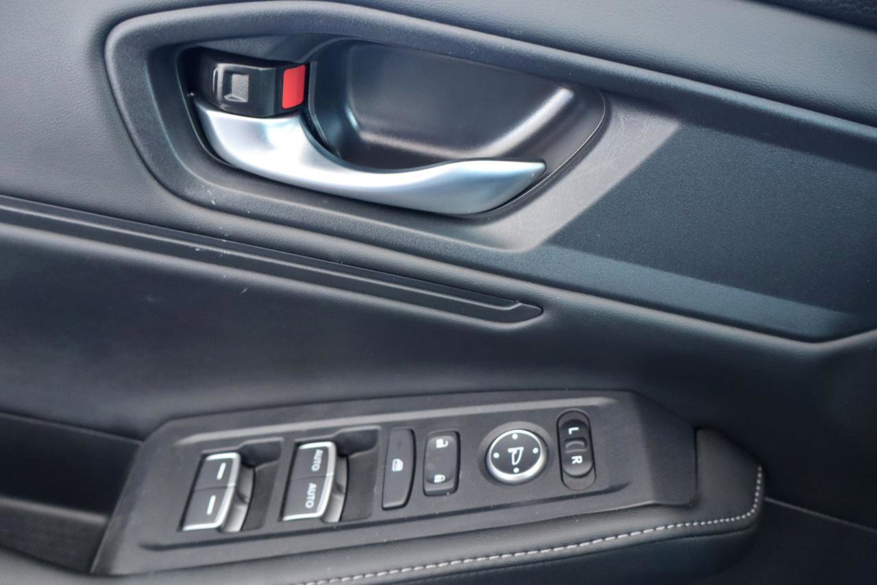 Used 2025 Honda Accord Sport image 29