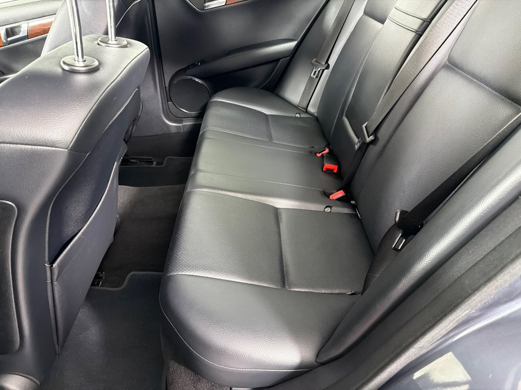 Used 2009 Mercedes-Benz C 300 4MATIC Sedan image 18