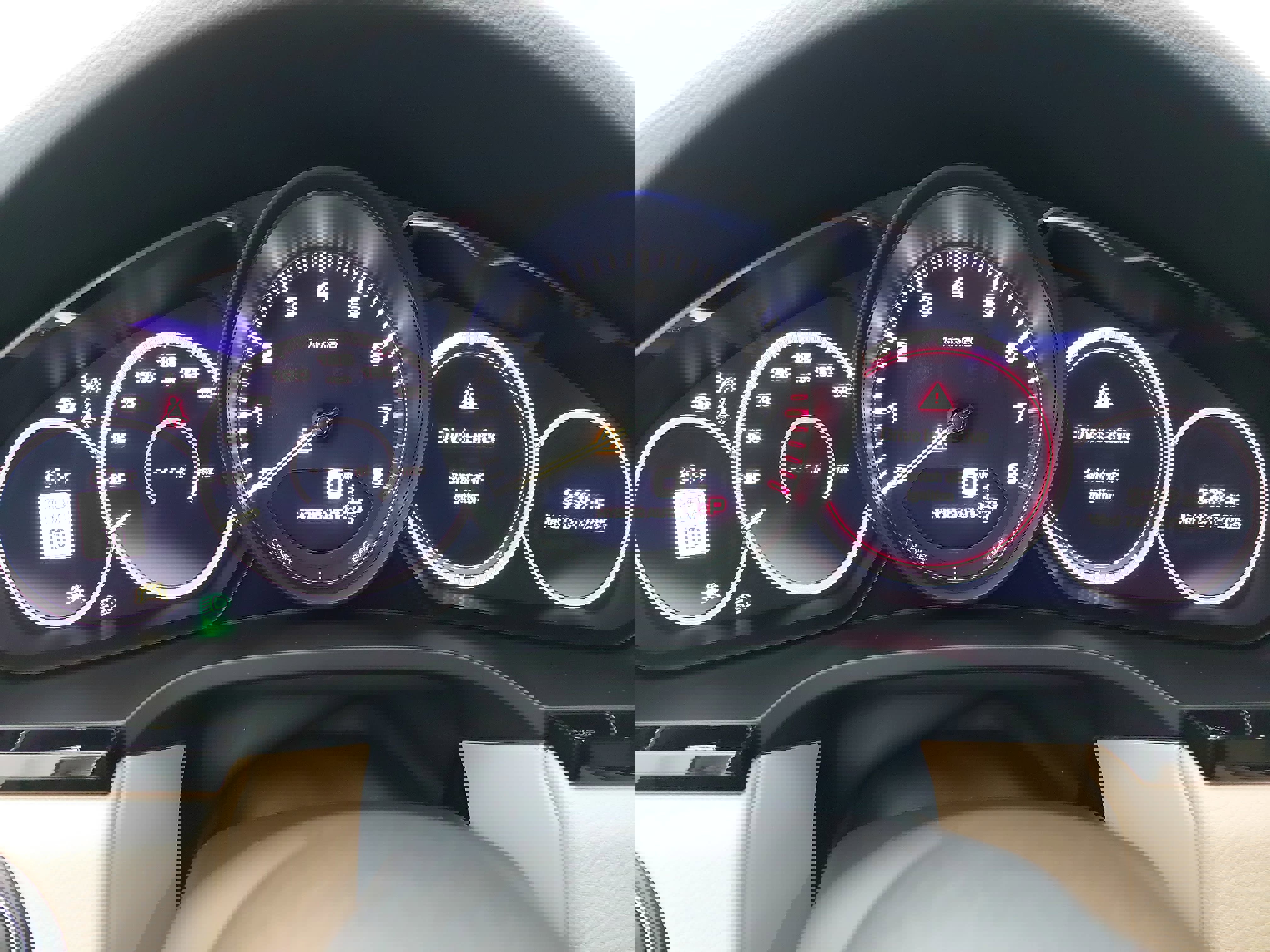 Used 2022 Porsche Cayenne E-Hybrid Coupe image 21