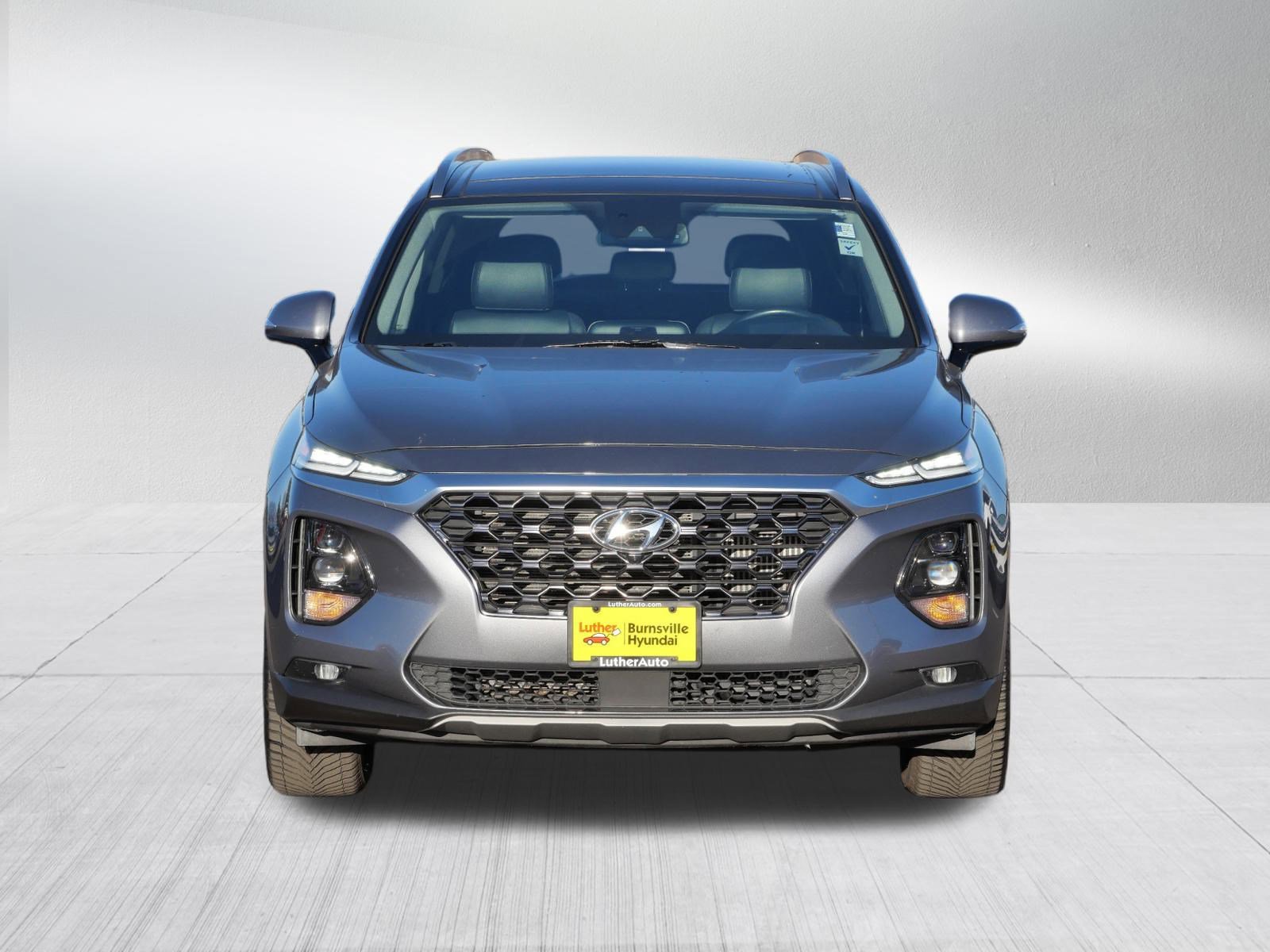 Used 2019 Hyundai Santa Fe AWD image 2