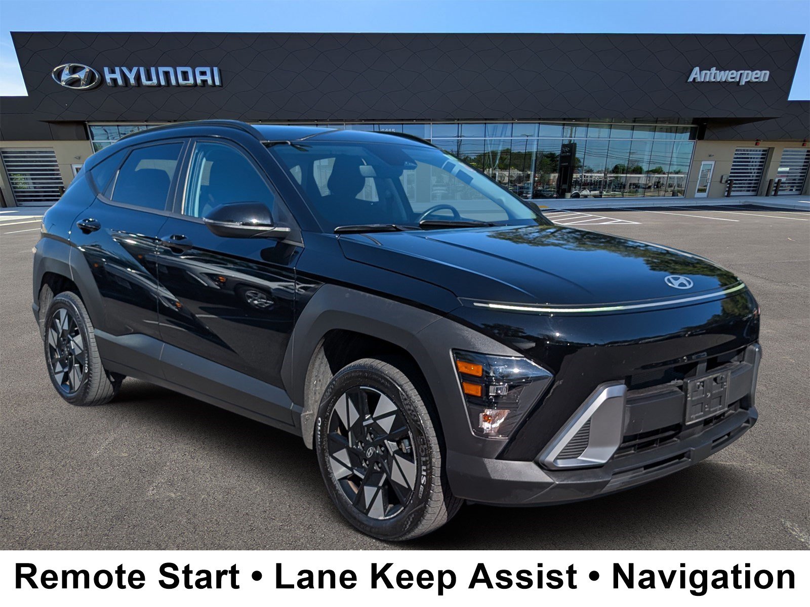 Certified 2025 Hyundai Kona SEL AWD/4WD image 1