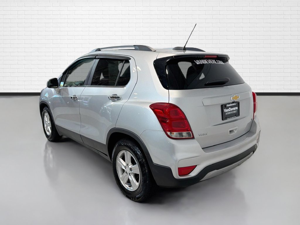 Used 2019 Chevrolet Trax LT w/ LT Convenience Package FWD image 5