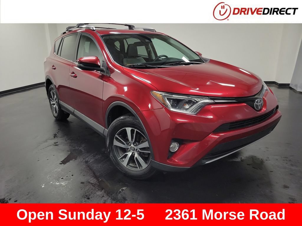 Used 2018 Toyota RAV4 XLE AWD/4WD image 1