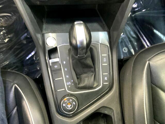 Used 2019 Volkswagen Tiguan SEL Premium image 19