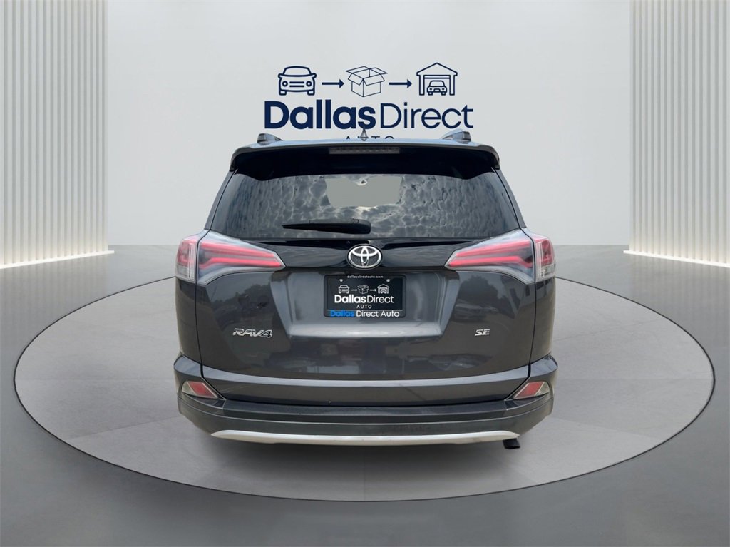 Used 2016 Toyota RAV4 SE image 6