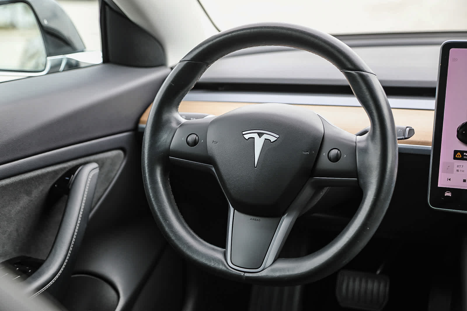 Used 2019 Tesla Model 3 Standard Range Plus RWD image 15