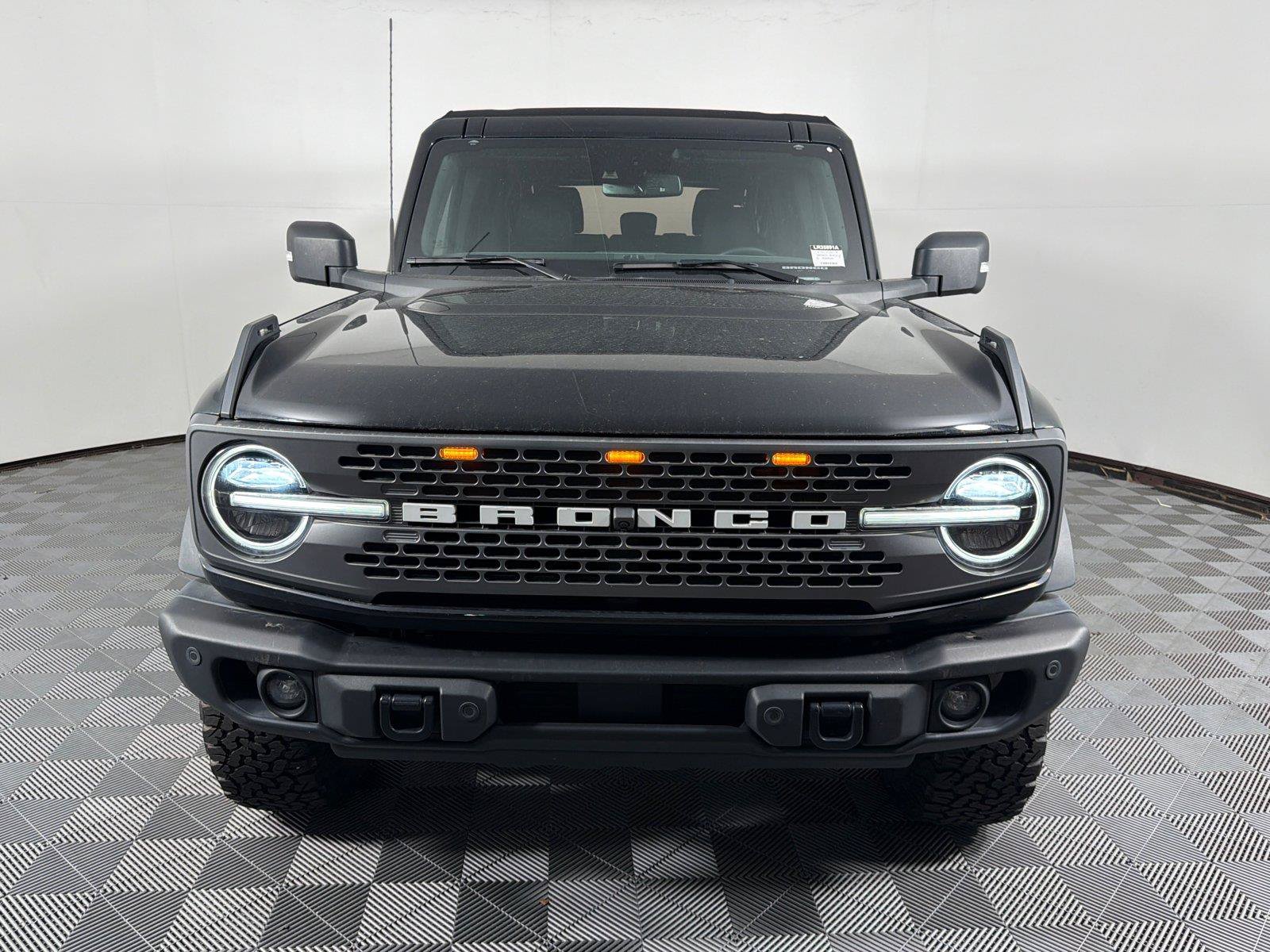 Used 2023 Ford Bronco Badlands AWD/4WD image 2