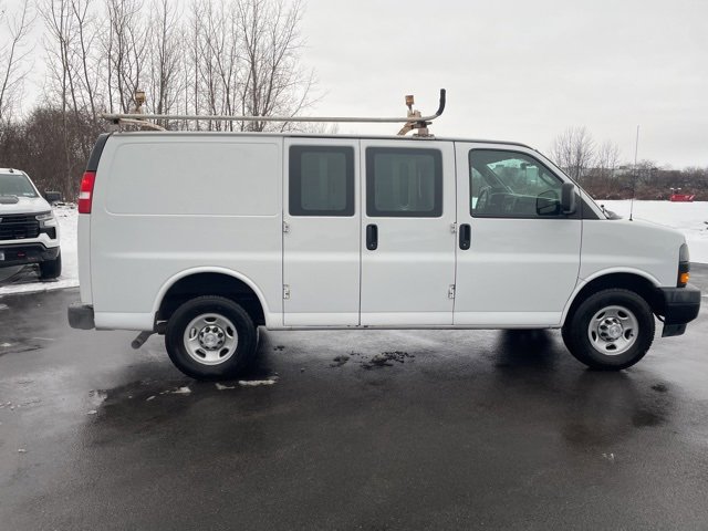 Used 2019 Chevrolet Express 2500 w/ Enhanced Convenience Package image 9