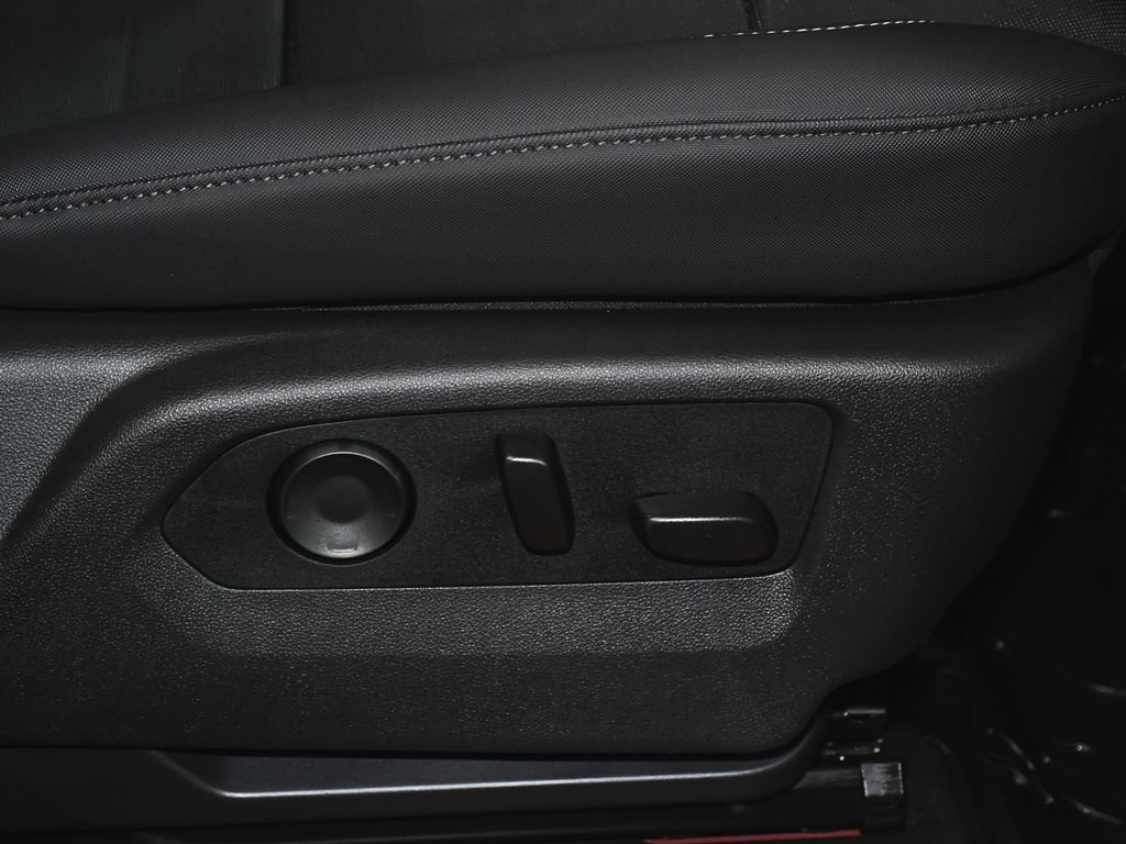 Used 2026 GMC Hummer EV SUV AWD/4WD image 57