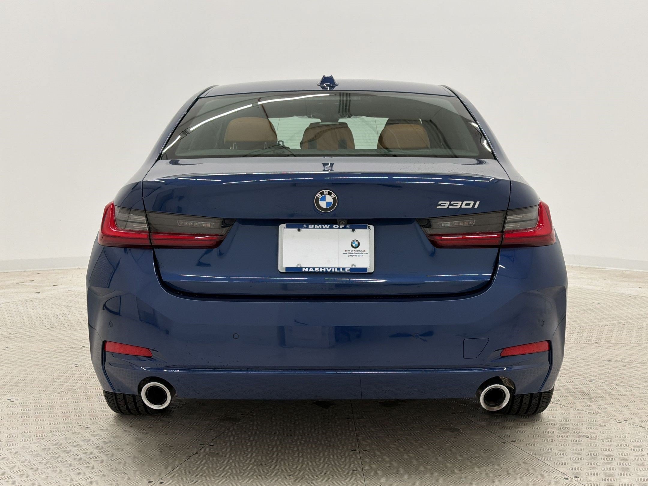 Used 2023 BMW 330i Sedan w/ Premium Package RWD image 10