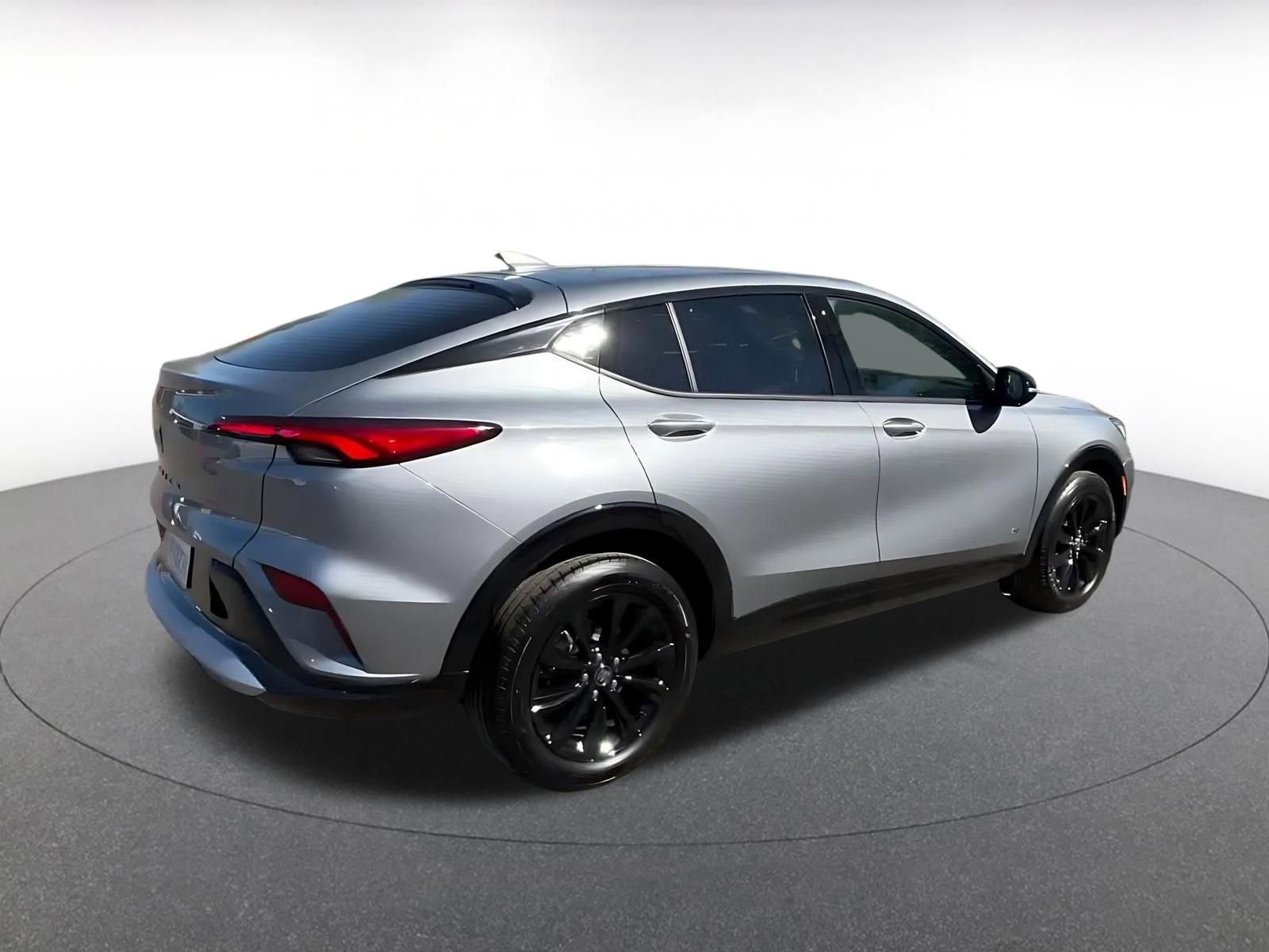 Used 2025 Buick Envista Sport Touring image 14