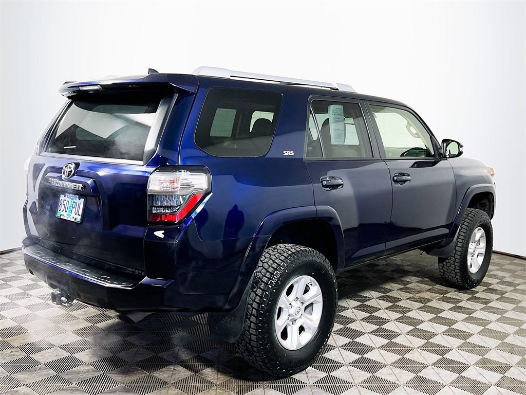 Certified 2018 Toyota 4Runner SR5 Premium image 8