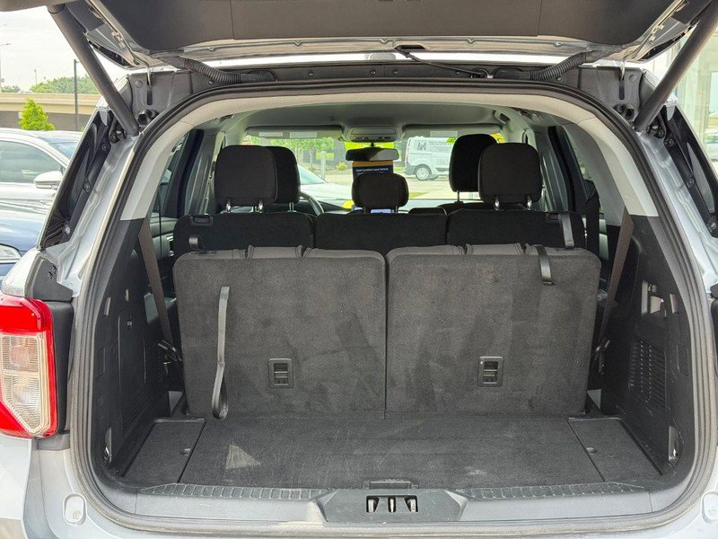 Certified 2022 Ford Explorer XLT image 16
