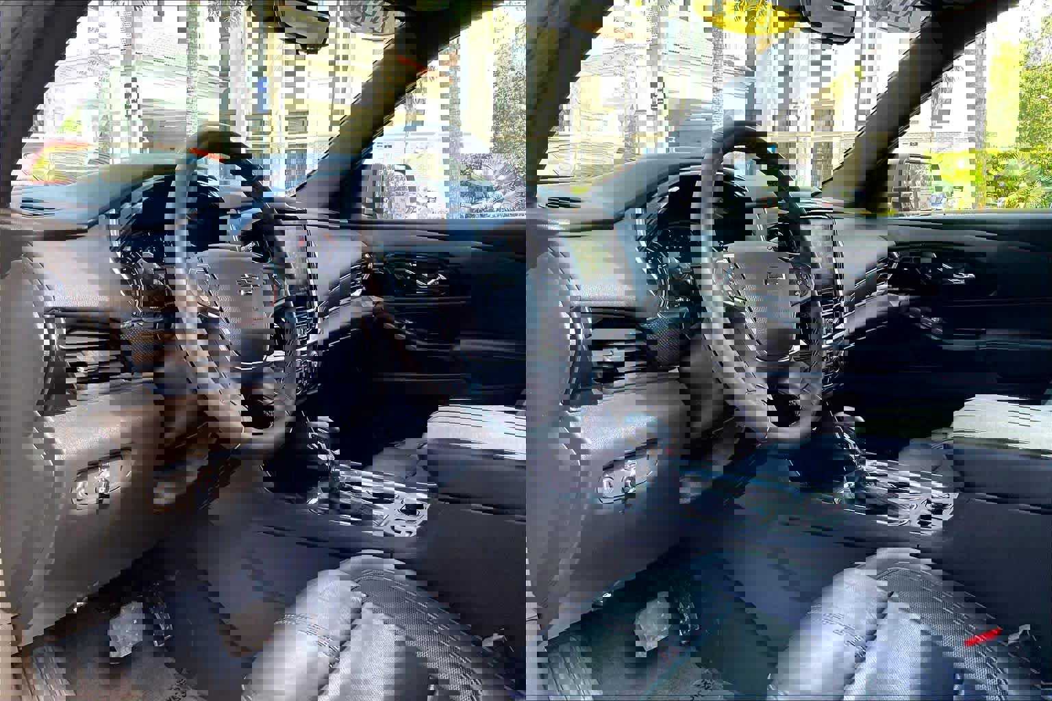 Certified 2023 Chevrolet Traverse RS image 15