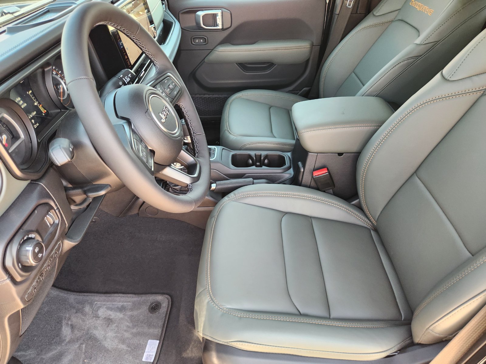 New 2026 Jeep Gladiator Mojave AWD/4WD image 12