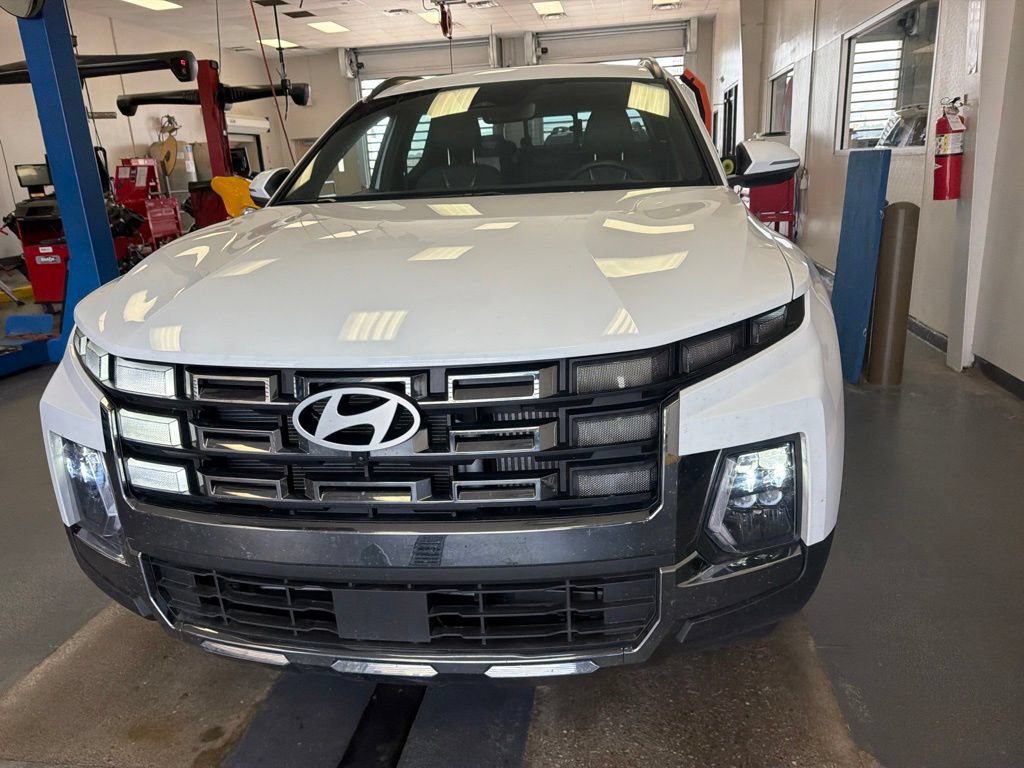 Used 2025 Hyundai Santa Cruz Limited AWD/4WD image 6