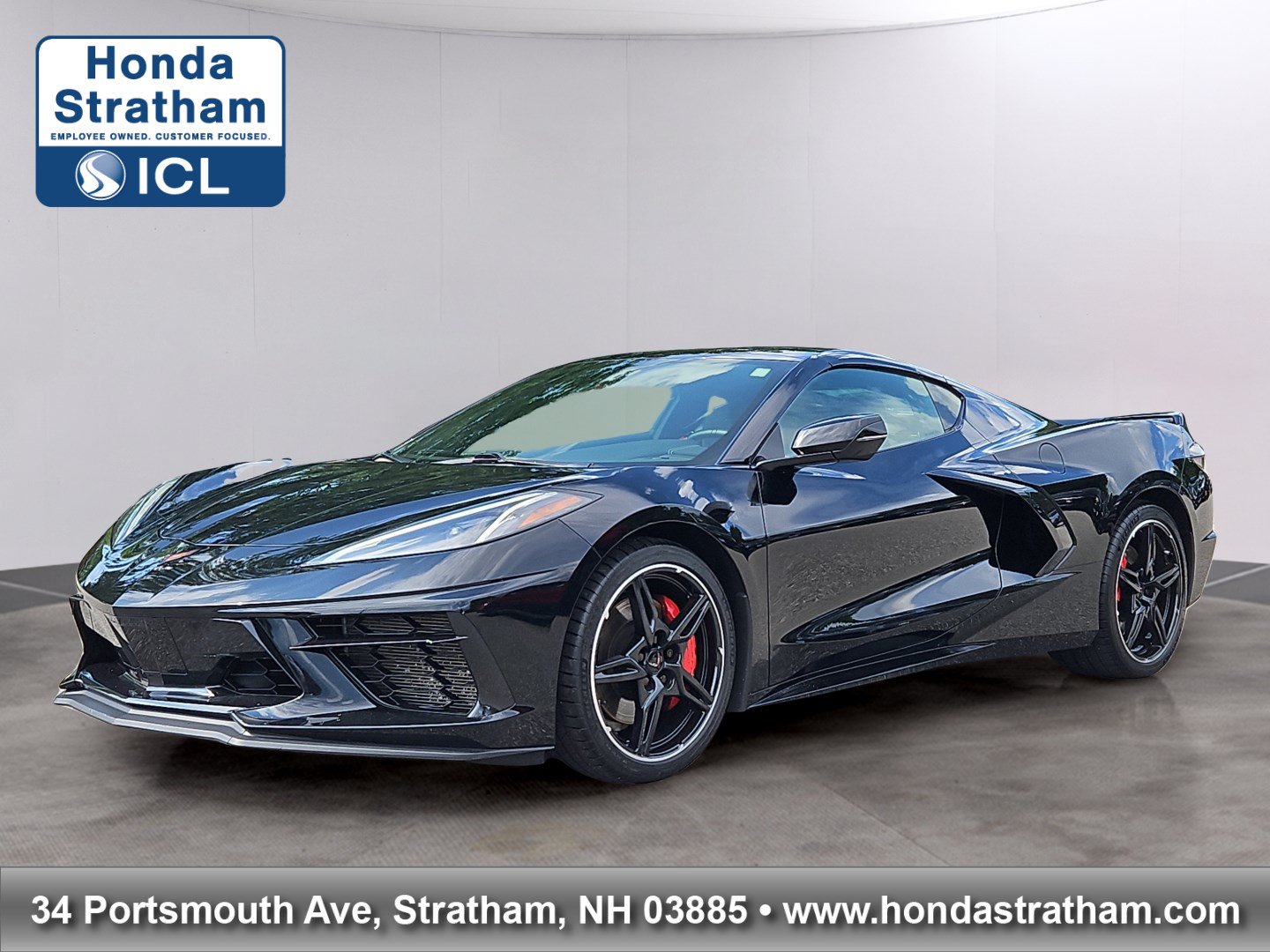 Used 2023 Chevrolet Corvette Stingray Coupe w/ Z51 Performance Package RWD image 1