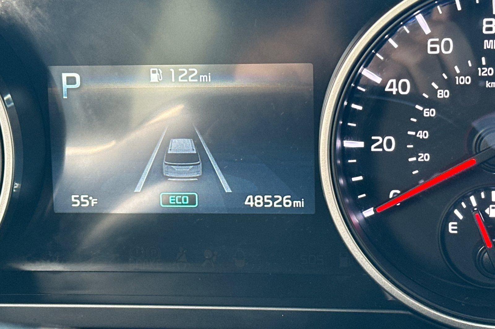 Used 2022 Kia Carnival LX image 30