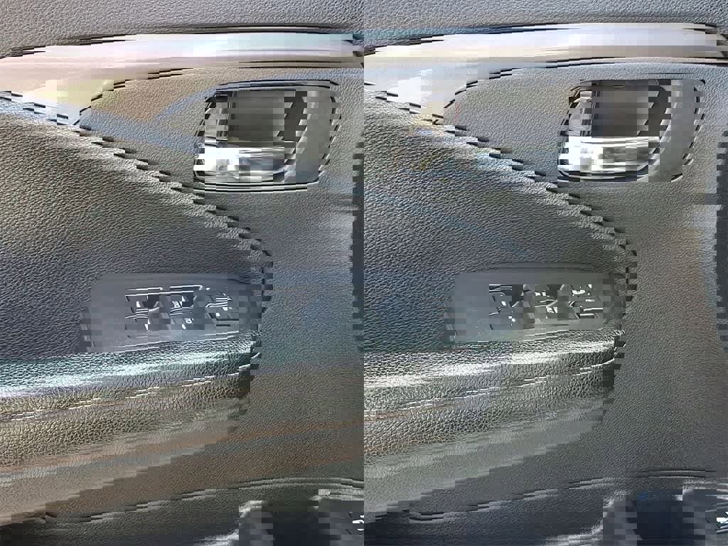 Used 2017 Honda Ridgeline RTS image 10